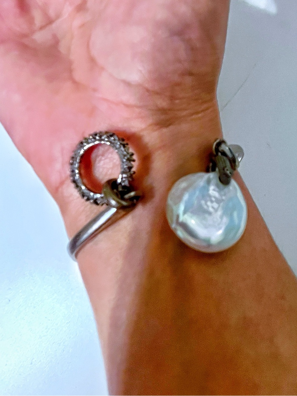 Kendra Scott Modular Bracelet & Crystal Eternity + Freshwater Pearl Charm EUC - Picture 7 of 10